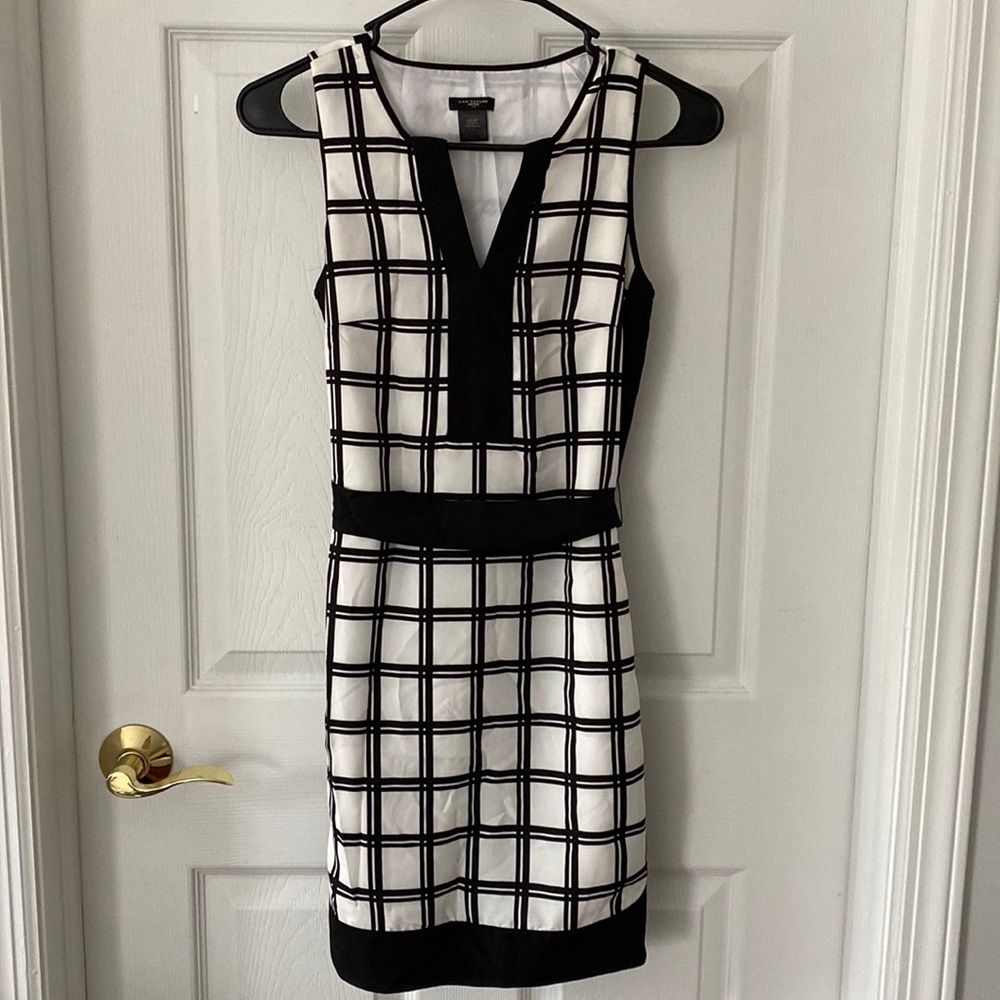 ANN TAYLOR black & white dress, like new